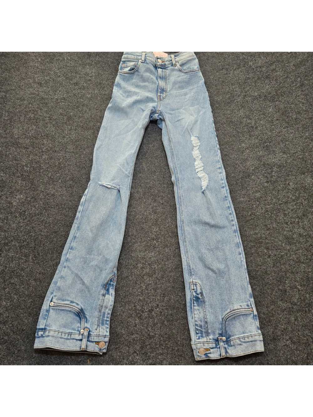 Revicé Farrah Upside Down Jeans Women’s 26 Light Blue Distressed Denim